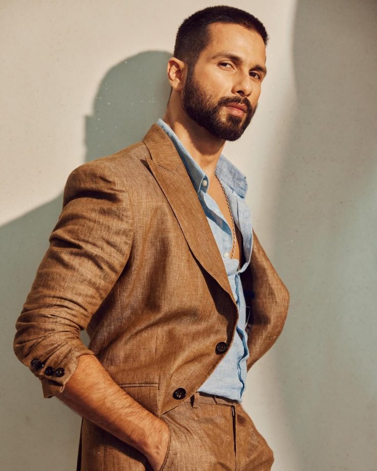 Shahid Kapoor recreates ‘Haider’ look in brown suit, wife Mira Rajput says ‘what else’ 854478