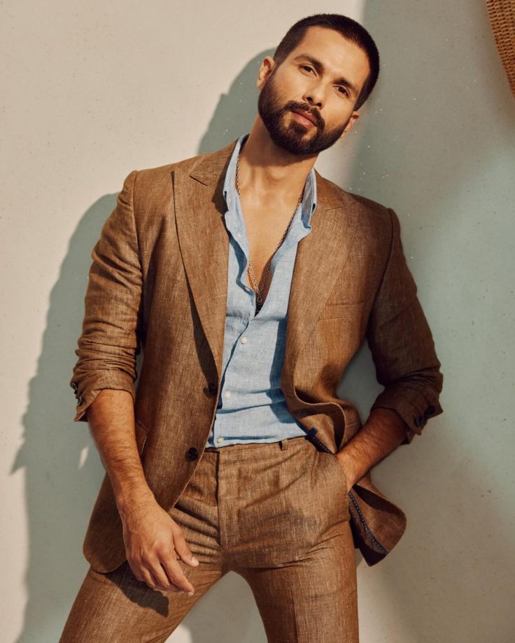 Shahid Kapoor recreates ‘Haider’ look in brown suit, wife Mira Rajput says ‘what else’ 854473