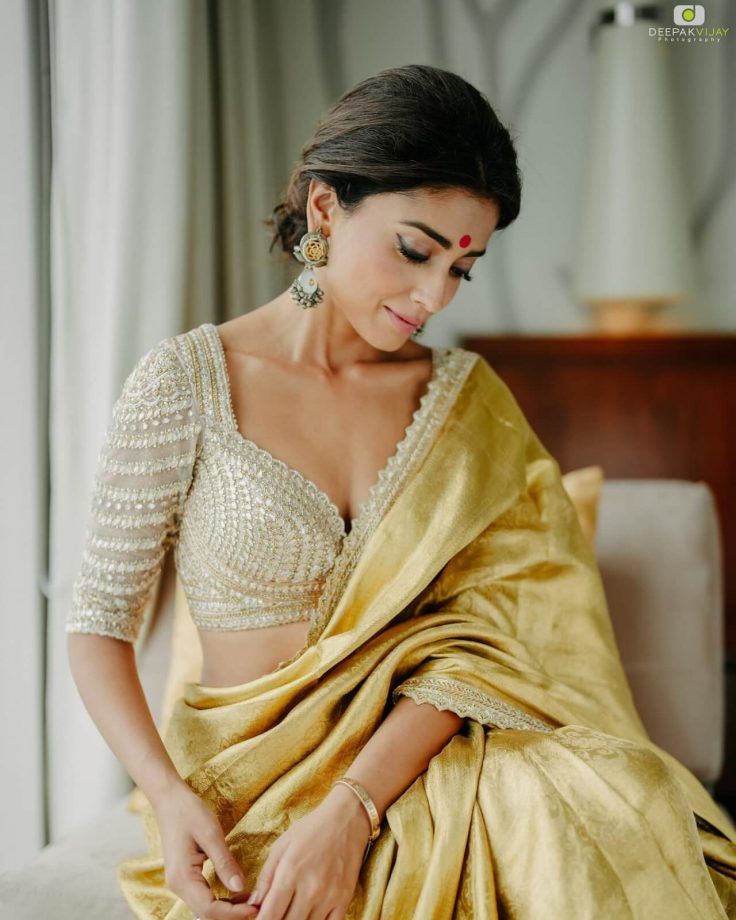 Shriya Saran Crafts Traditional Glam In South Gold Silk Saree With Stones Embedded Blouse 848256
