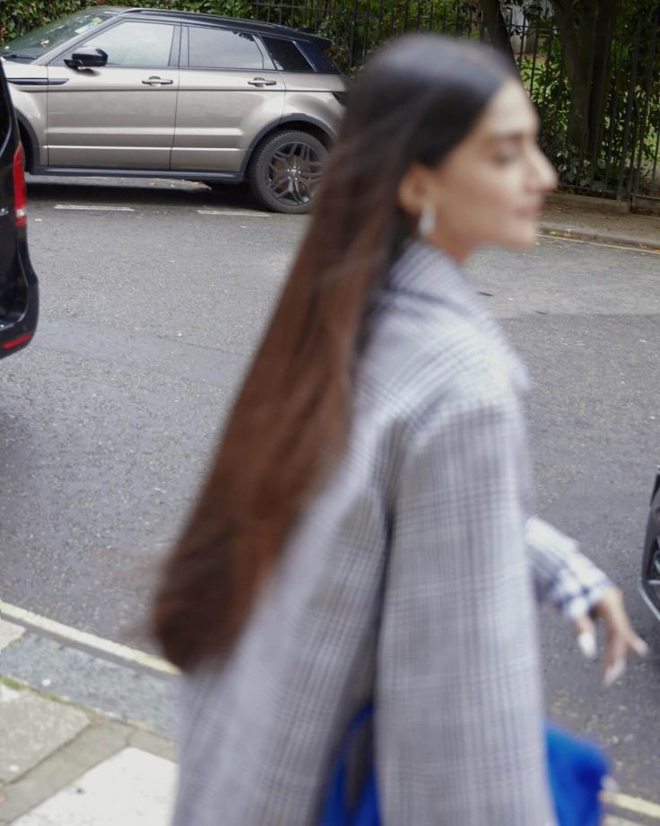 Sonam Kapoor decks up in illusionary checkered blazer suit, see pics 853063