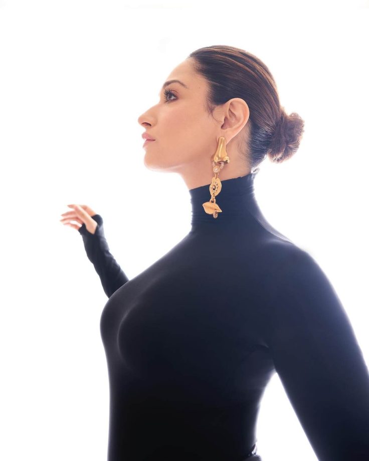 Tamannaah Bhatia Makes Heads Turn In Classic Black Body-hugging Gown With Gold Earrings 852620