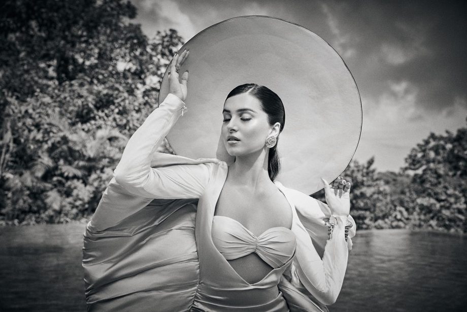 Tara Sutaria's Enchanting Monochrome Photos In A White Silk Dress, armaanmalik 854384