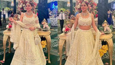 Kundali Bhagya actress Shraddha Arya radiates elegance in a white lehenga