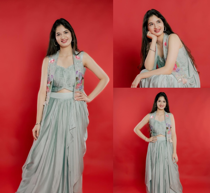 Bajrangi Bhaijaan Actor Harshaali Malhotra's Gorgeousness In Three-piece Outfit 864973