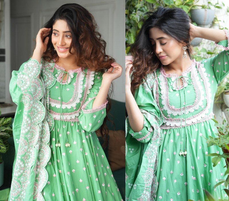 Bookmark Shivangi Joshi's Green Anarkali Set Worth 11,900 For Dussehra Celebrations 863608