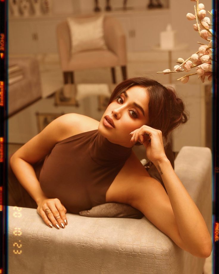 Cocktail Party Wears Essentials: Rakul Preet Singh and Janhvi Kapoor serve ultimate goals 863203