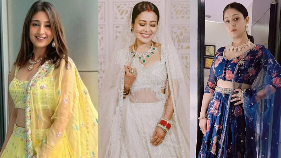 Crop Top Lehengas: Put on your style swag like Dhvani Bhanushali, Neha Kakkar & Sunidhi Chauhan 857946