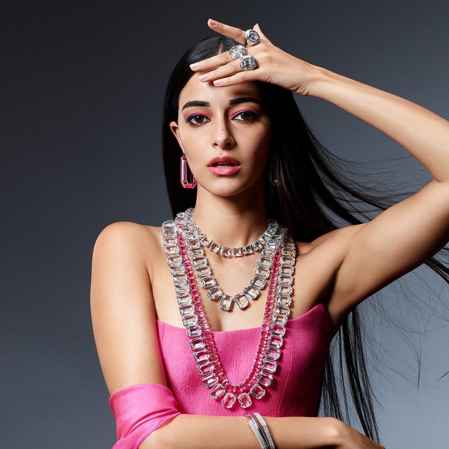 Diwali Jewellery Designs: Ananya Panday's all shine edition [Photos] 861167