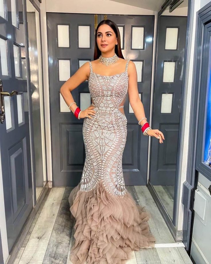 Gowns For Women: Steal Hearts Like Mouni Roy, Shivangi Joshi And Shraddha Arya 859371