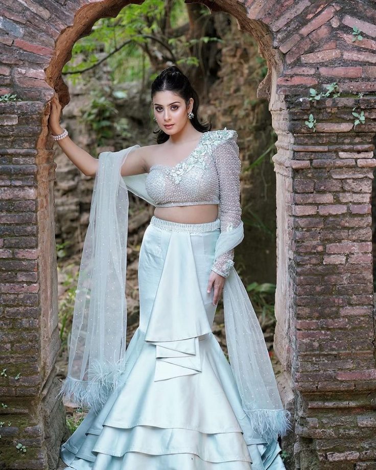 Isha Malviya gives princess vibes in mermaid inspired cadet blue fusion wear [Photos] 865455