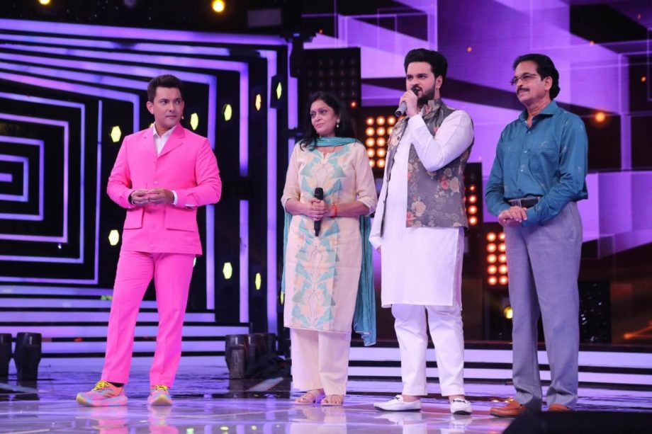 Miraculous Tribute to Motherhood: Kartik Krishnamurthy's 'Maa Meri Maa' Brings Judge Neeti Mohan to Tears! 861597