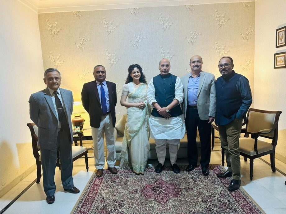 Proud moment! Defence Minister Rajnath Singh and other dignitaries from the Indian Air Force attend special screening of Tejas organized by the team at the Indian Airforce Auditorium! 863415