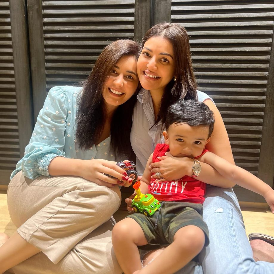 Raashi Khanna Gets Candid With Kajal Aggarwal And Her Son Neil Kitchlu, Photos Go Viral 861638