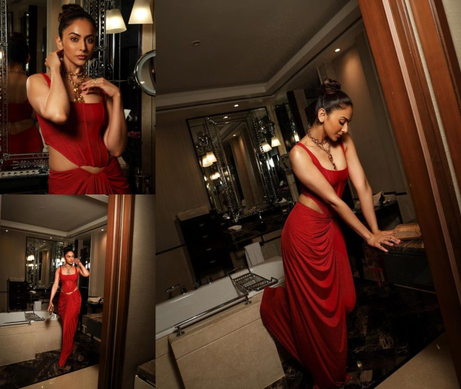 Rakul Preet Singh steals show in red corset dress worth Rs. 19,500 865597