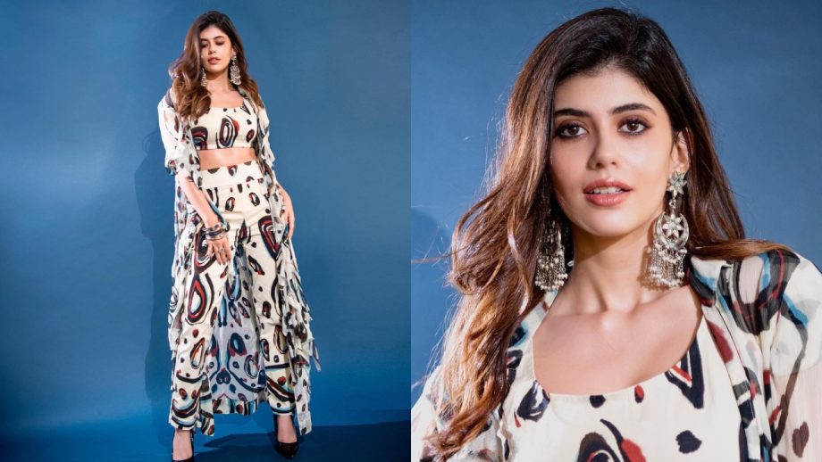 Sanjana Sanghi keeps the ‘funk’ intact in Rs. 55000 abstract print co ord set [Photos] 862700