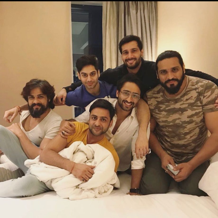 Shaheer Sheikh Puts Up A Series of Pictures; Calls Them His 'Favourites' 865739