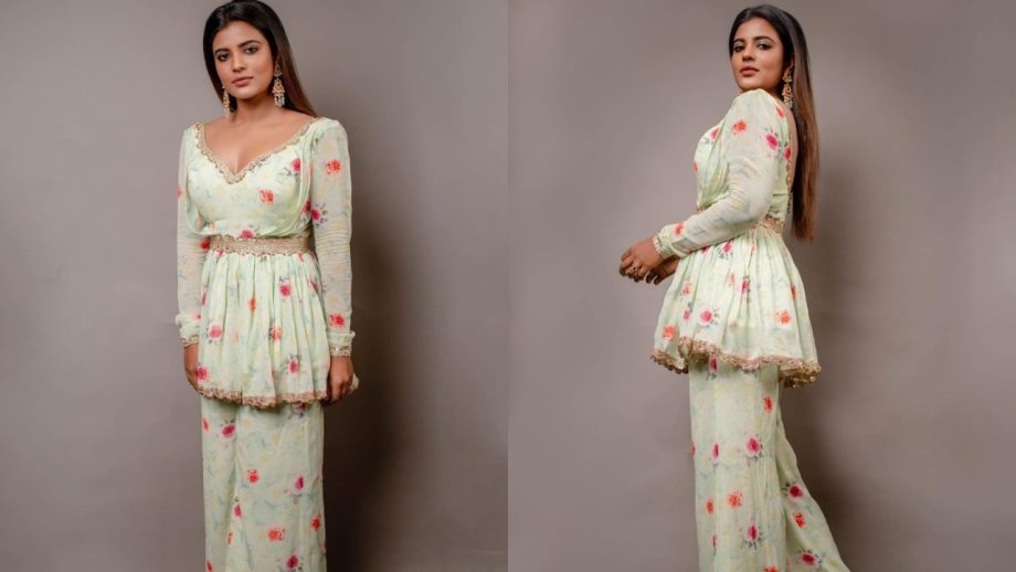 Shriya Saran, Aishwarya Rajesh & Catherine Tresa turn sass up in Sharara suits [Photos] 861576