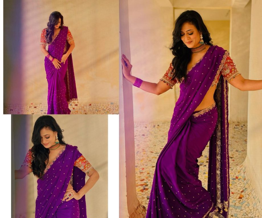 Shweta Tiwari And Karishma Tanna Steal Hearts In Saree And Designer Blouse 860155
