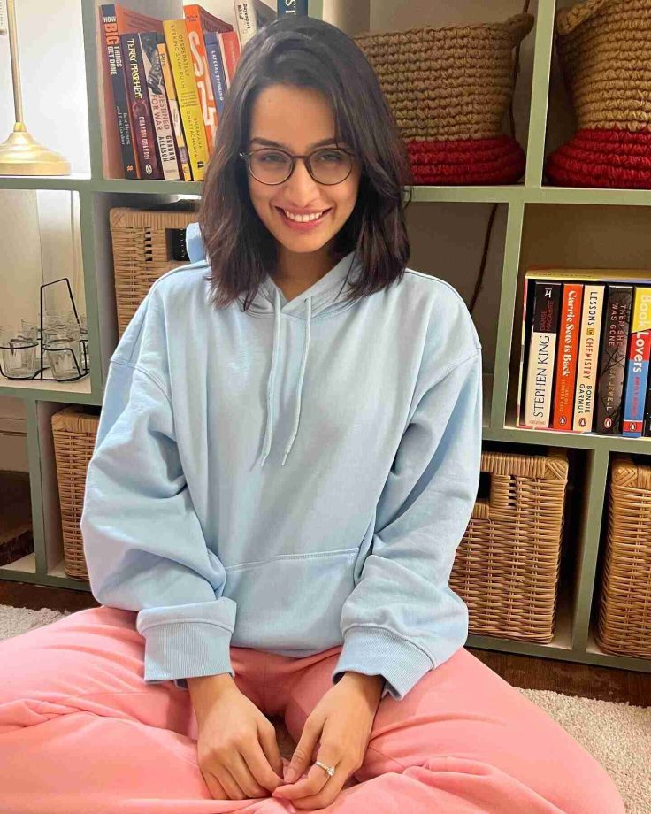 Slip Top To Hoodie: Esha Gupta, Hansika Motwani, And Shraddha Kapoor's Moody Day Outfits 857722