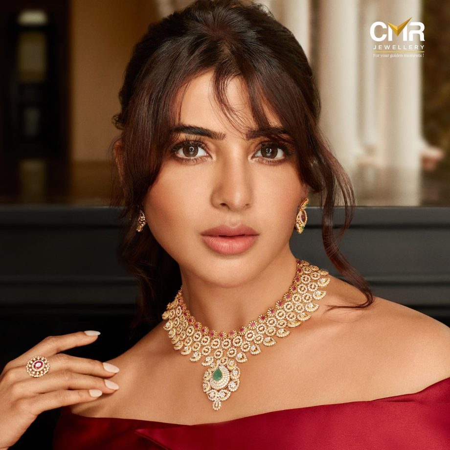 Sneak Peek Into Samantha Ruth Prabhu And Raashi Khanna's 'Queen' Necklace Collection 860535