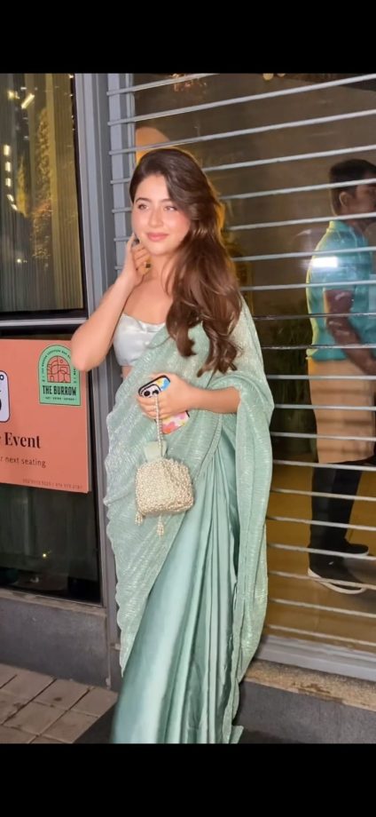 Steal Party Wear Sarees From Avneet Kaur, Aditi Bhatia, And Jannat Zubair 858634