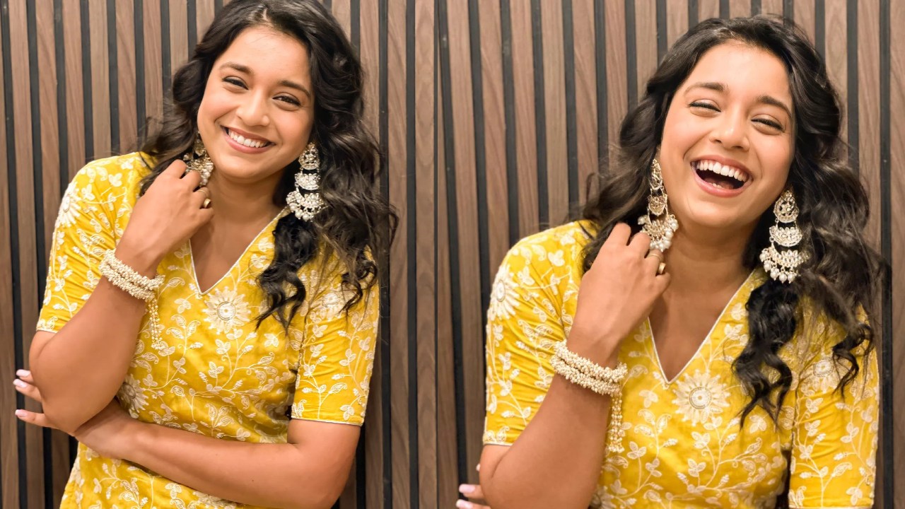 Sumbul Touqeer Shines Like Star In Yellow Kurta With Long Jhumkas, Take A Look 862154