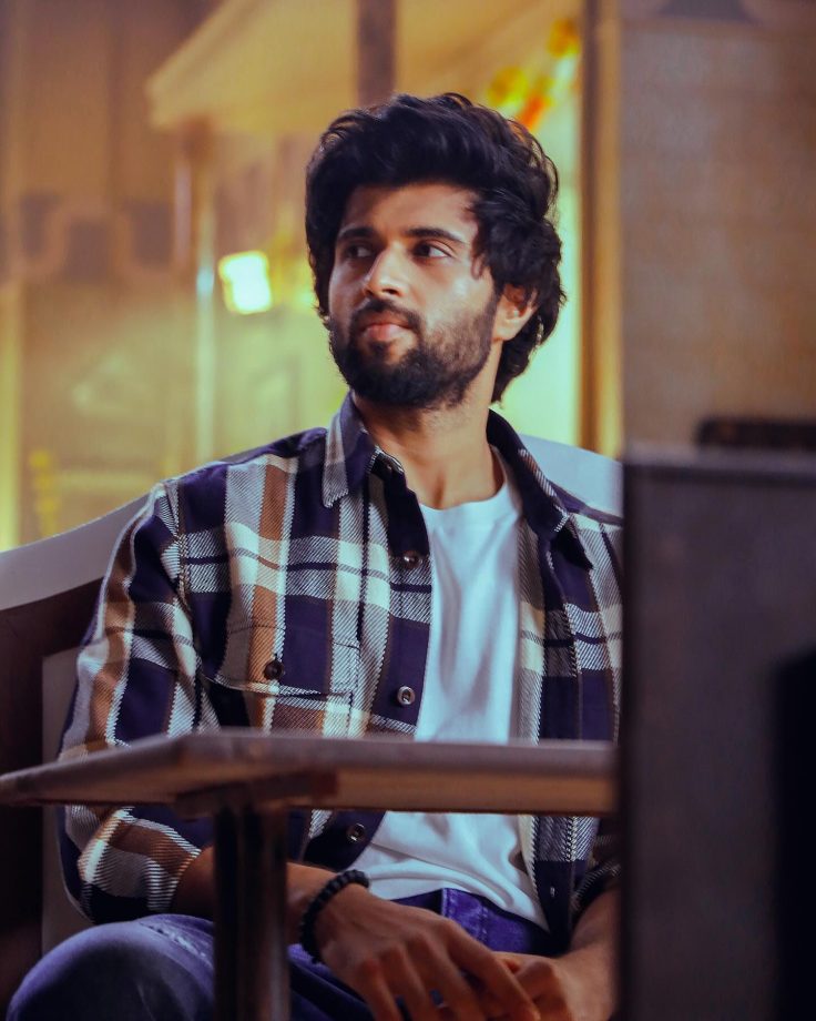 Vijay Deverakonda Turns Superman In Cosplay Costume, Shares 'Unseen' Photos From Shoot 865259