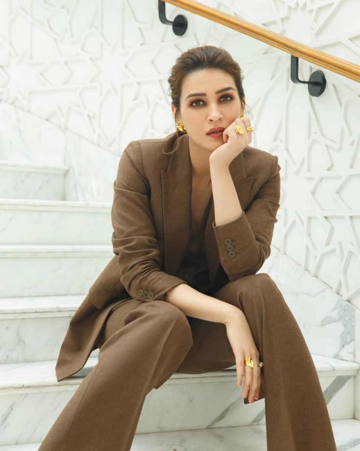 Aishawrya Rai, Kriti Sanon and Ananya Panday’s tailored glamour in brown pantsuits [Photos] 869621