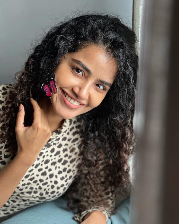 Anupama Parameswaran candid photoshoot is leaving internet abuzz, check out 868651