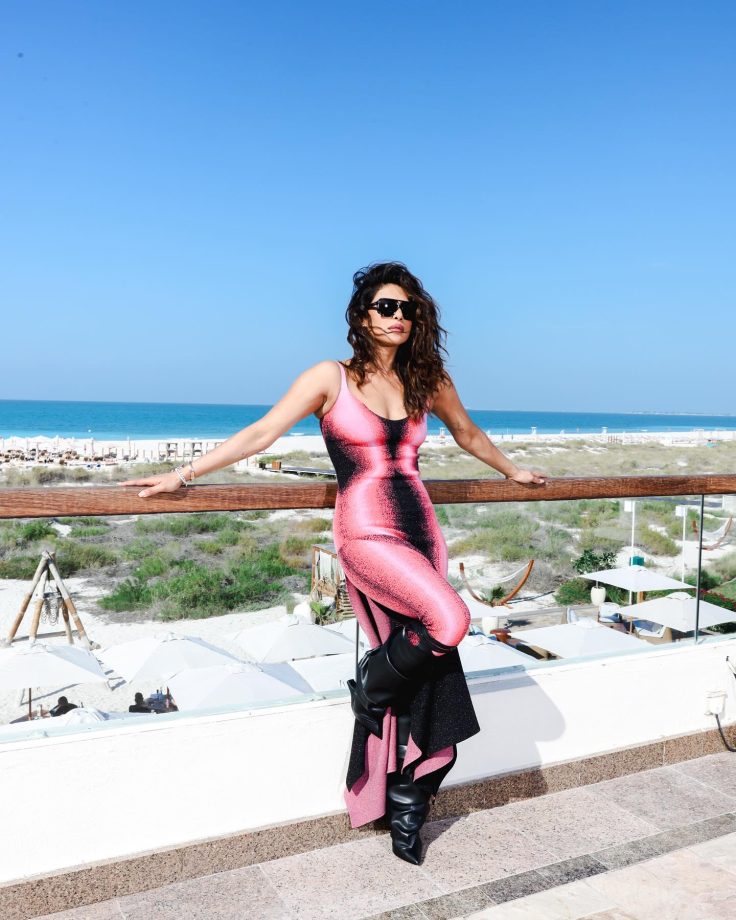 Glam Galore: Priyanka Chopra shines in high slit tie-dye bodycon dress 871234