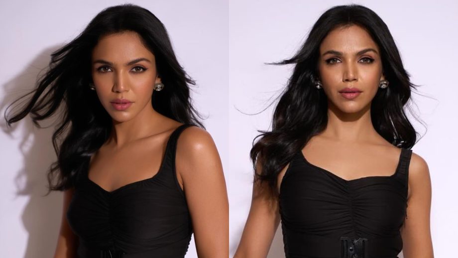 Shriya Pilgaonkar steps out in black ruched bodycon dress 871515