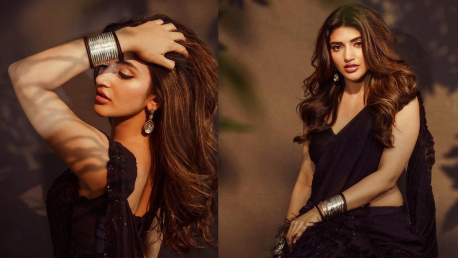 Sreeleela oozes off style in black tassel saree and deep neck blouse [Photos] 869323