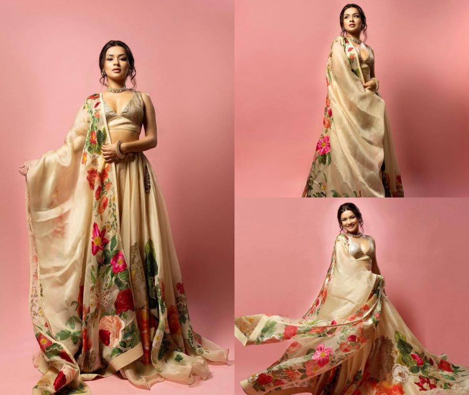 Surbhi Chandna and Avneet Kaur grace Diwali with desi elegance 868595