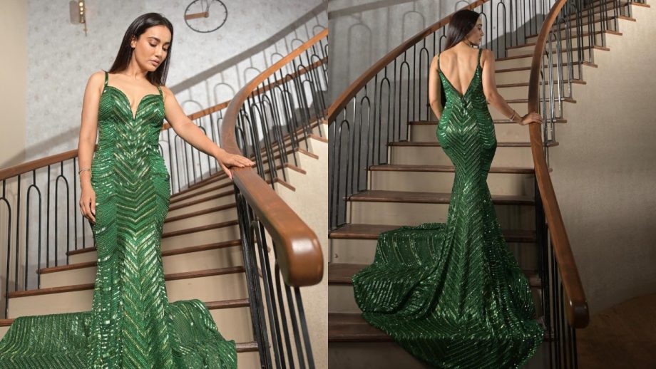 Surbhi Jyoti turns muse in emerald green deep plunge bodycon ensemble [Photos] 867181