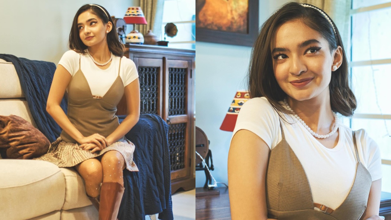 Anushka Sen's 60s Look In Bralette Top, Pleated Skirt, And Boot Heels Are No Miss, Check Out 875245