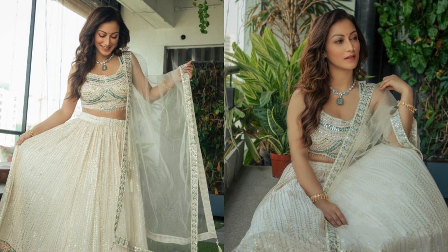 Be A Dreamy Bridesmaid Like Sunayana Fozdar's White Sequin Lehenga 874259