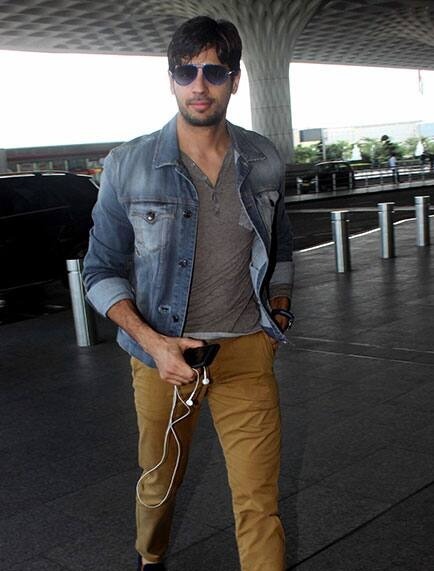 Denim Jackets For Men: Varun Dhawan, Sidharth Malhotra and Arjun Kapoor’s picks 873770