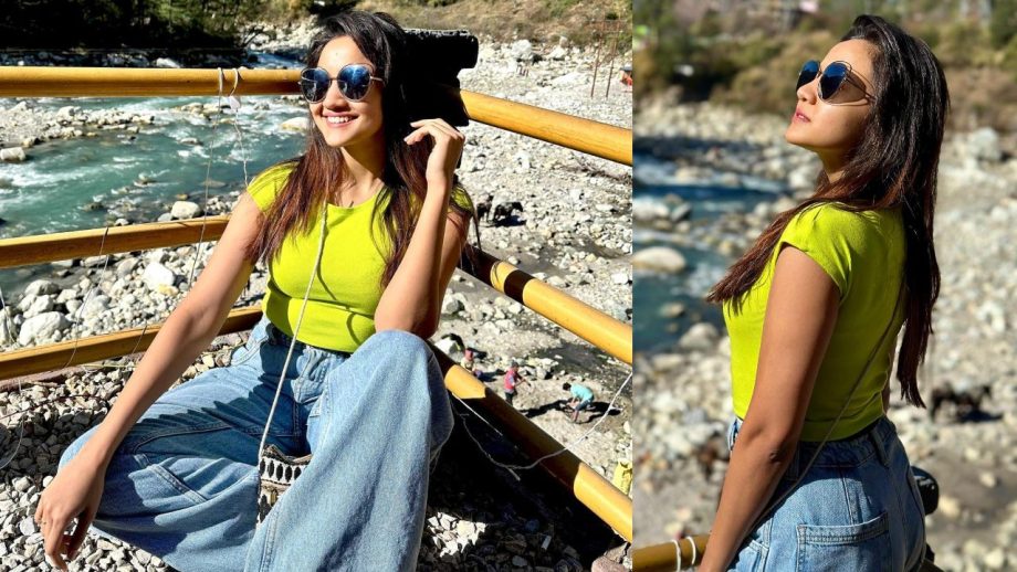Inside Ashi Singh's Mesmerizing Vacation In Valleys With Blue Skies 873091