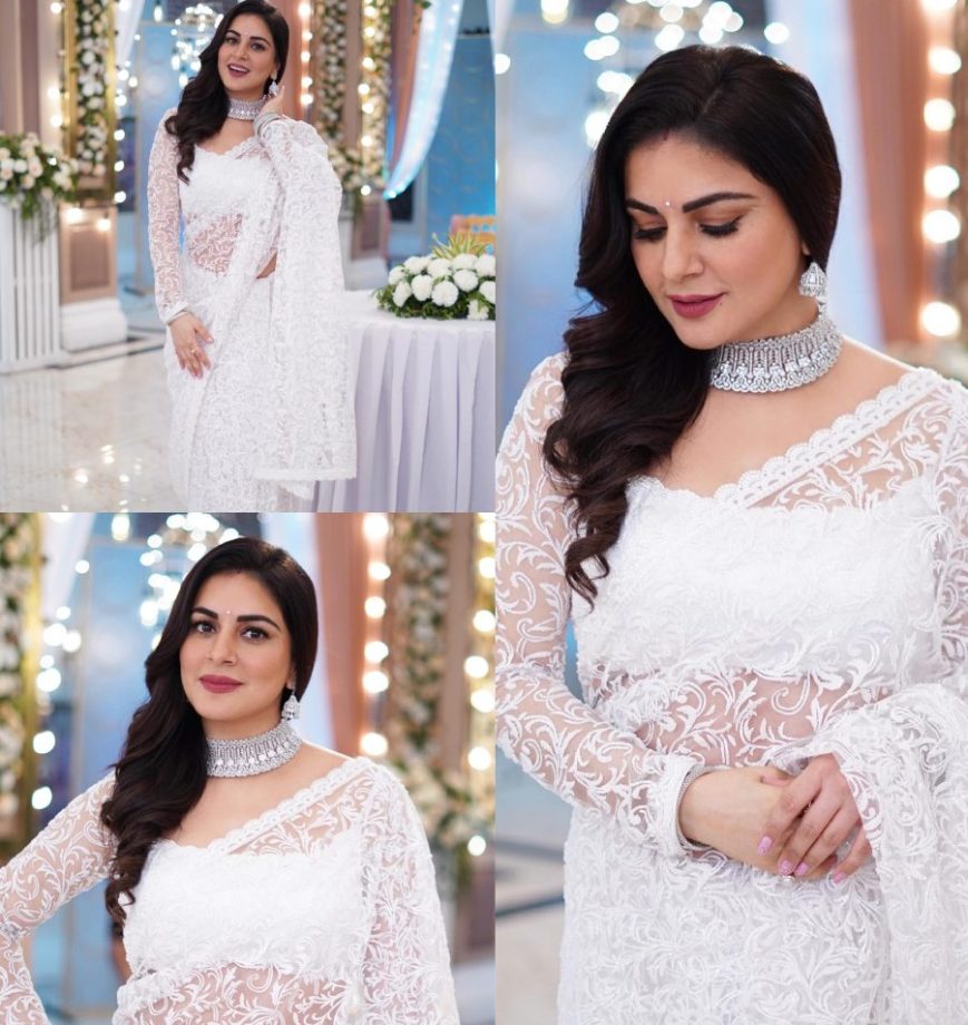 Make Every Moment 'Wow' Like Shraddha Arya, Hina Khan & Shivangi Joshi In White Saree 875150