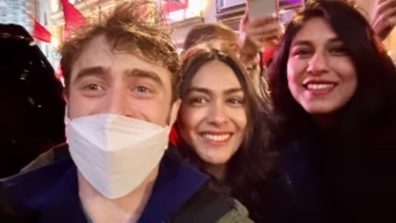 Mrunal Thakur’s fangirl moment with Daniel Radcliffe aka Harry Potter