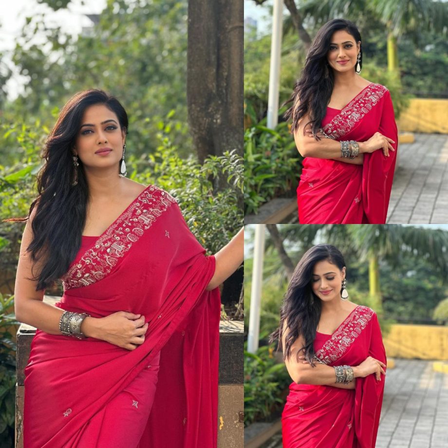 Shweta Tiwari Redefines Elegance In Bold Red Saree, See Photos 873096