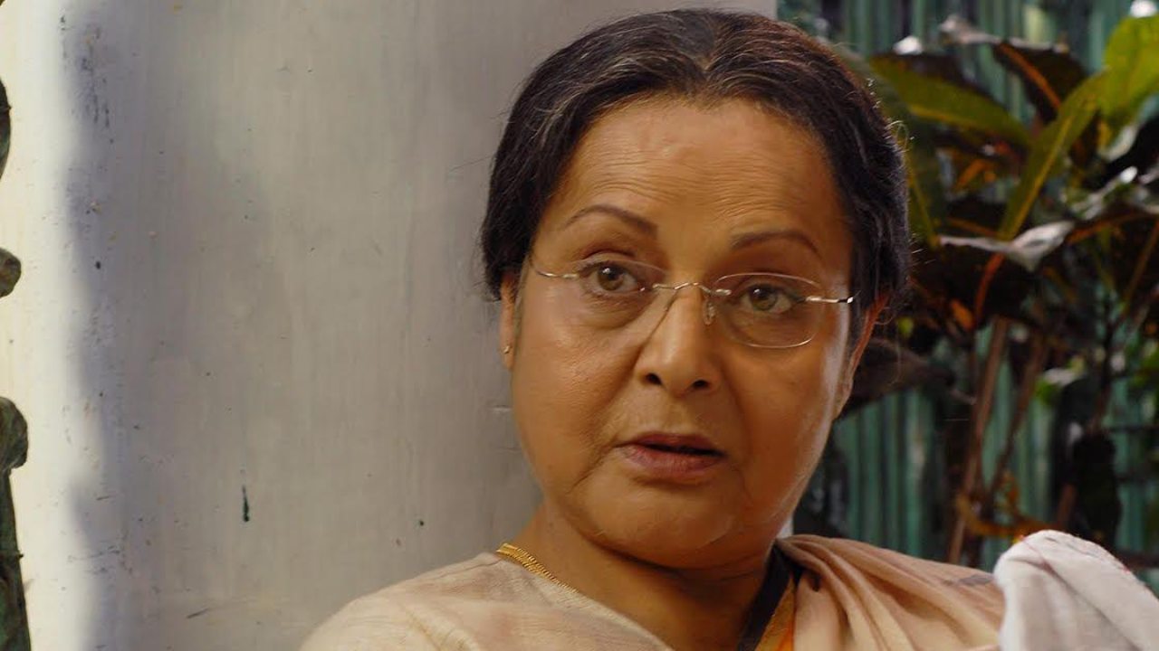 “Yes, I Am Doing A  Bengali Film,”  The Ethereal  Raakhee Gulzar On Her  Return To Acting 871968