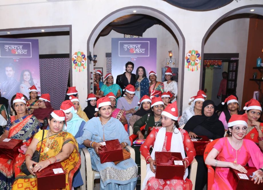 Zee TV hosts Christmas bash on the sets of ‘Kaise Mujhe Tum Mil Gaye’ and ‘Kumkum Bhagya’ 875527